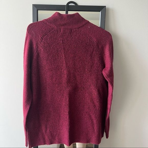 NWT Reitmans Ribbed Mock Neck Half Zip Pullover, soft and lightweight - Picture 4 of 8